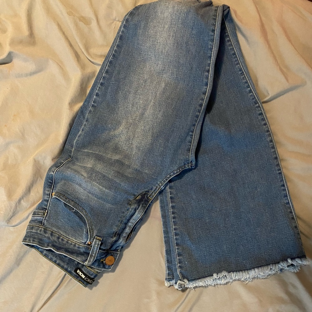 FLARE LEG FASHION NOVA JEANS